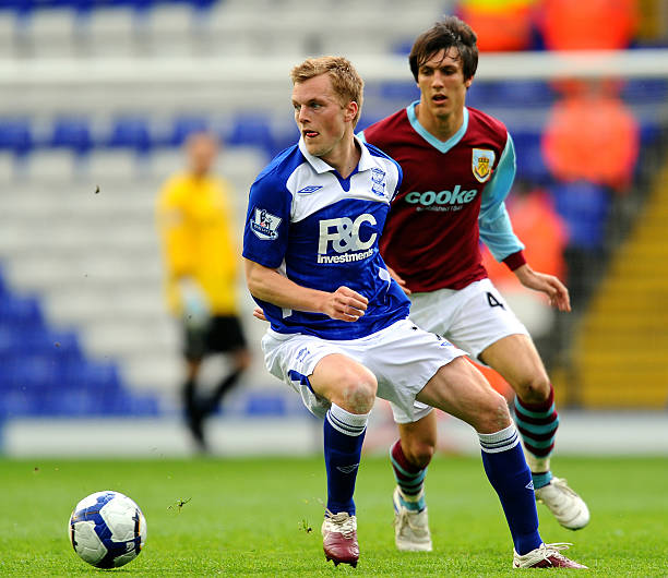 仔细考虑的 仔细考虑的